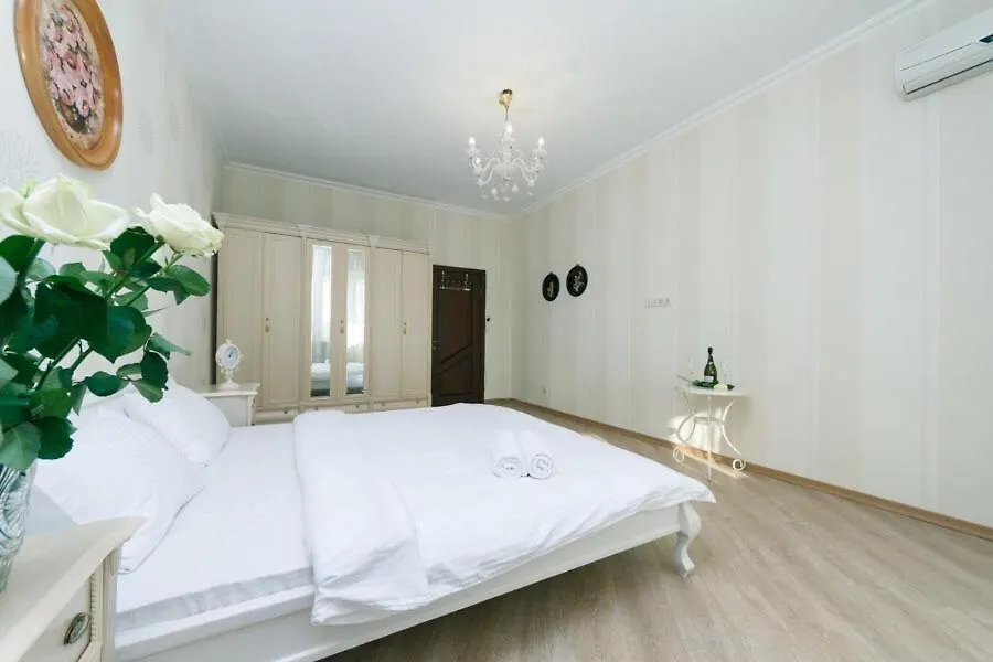 Spacious Apartments With 3 Bedrooms Obolon Metro Minsk Kiev Ukraine
