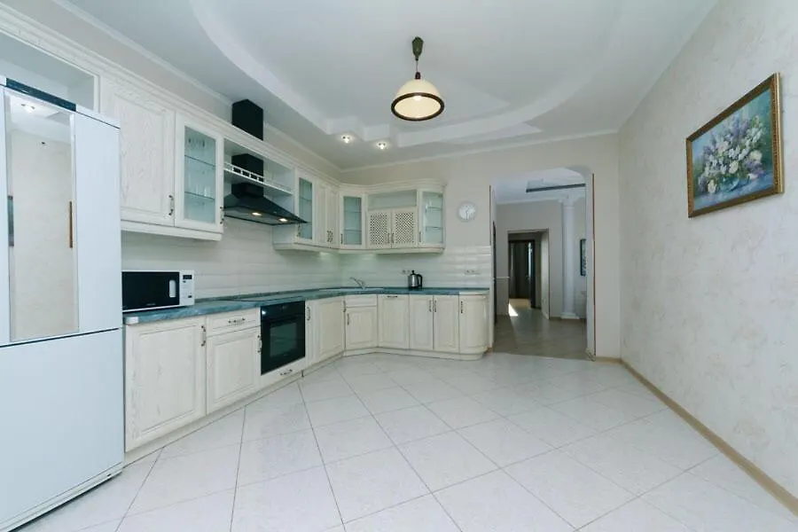 Spacious Apartments With 3 Bedrooms Obolon Metro Minsk Kiev